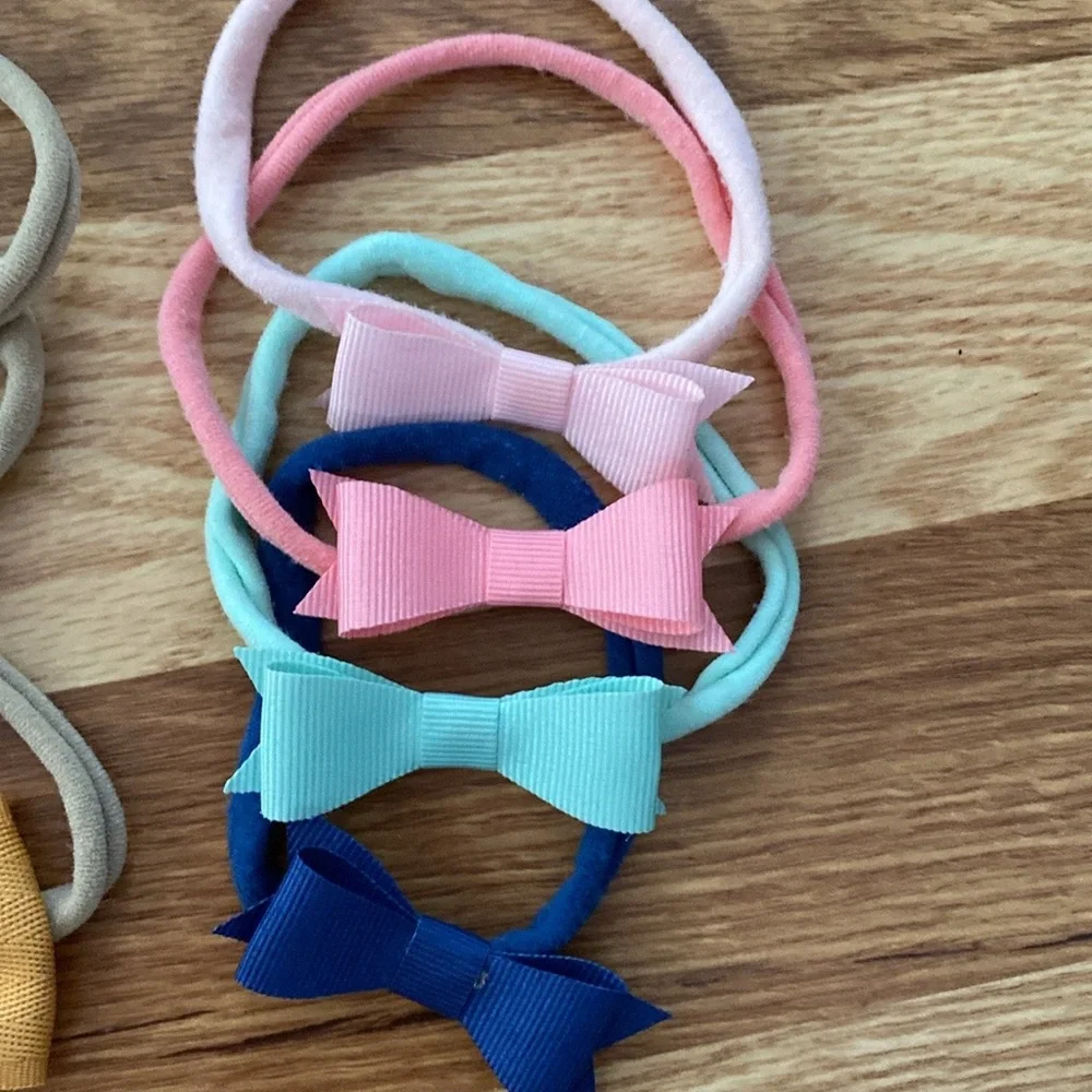 27 piece headband and sock bundle for baby 0 to 1 year old